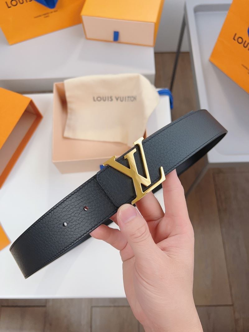 l0vis Vvtt0n belts